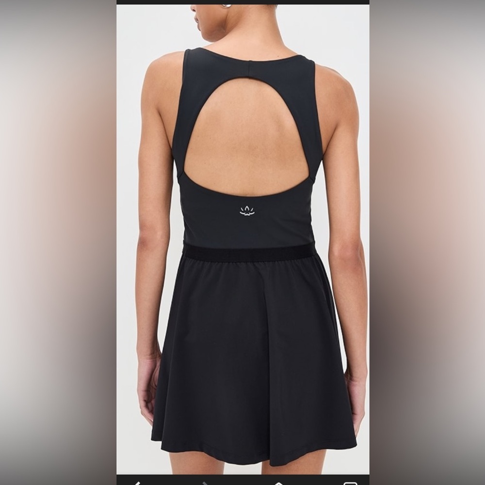 Beyond Yoga
Women’s Score Pleated Active Dress Classic Black Size   Medium NWOT - Picture 5 of 5